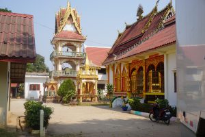 Camping Overnight at a Temple at Mekong River in Vientianne, Friendly Monks did not even Ask for Money | Laos