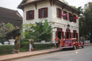 And to Relax at Wonderful ...Hotel in the most Beautiful City of Laos with Citroen 15CV | Luang Prabang