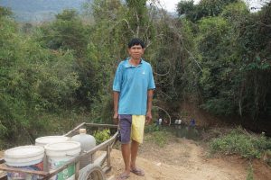 Water Supply Business Close to Mekong is Arduous | Laos