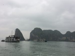 Tourist Boat Racing towards 2 Chicken in Ha Long Bay | Vietnam