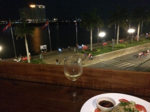 Good Bye Dinner Overviewing Tonle Sap River in Phnom Penh | Camdoia
