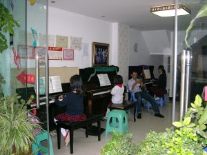 Noisy: Chinese Love Music and Study Piano all together at the same Time in China