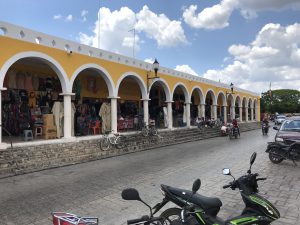 ...Waiting for Few Tourists in Izamal